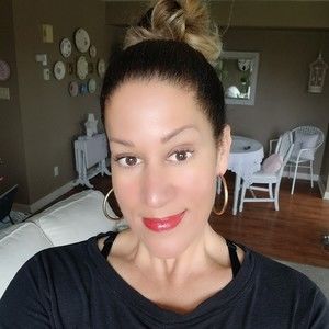 Meet your Posher, Janice